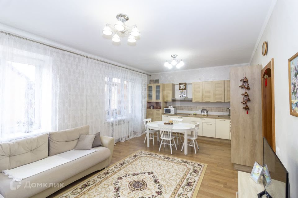 Продаётся 2-комнатная квартира, 75 м²