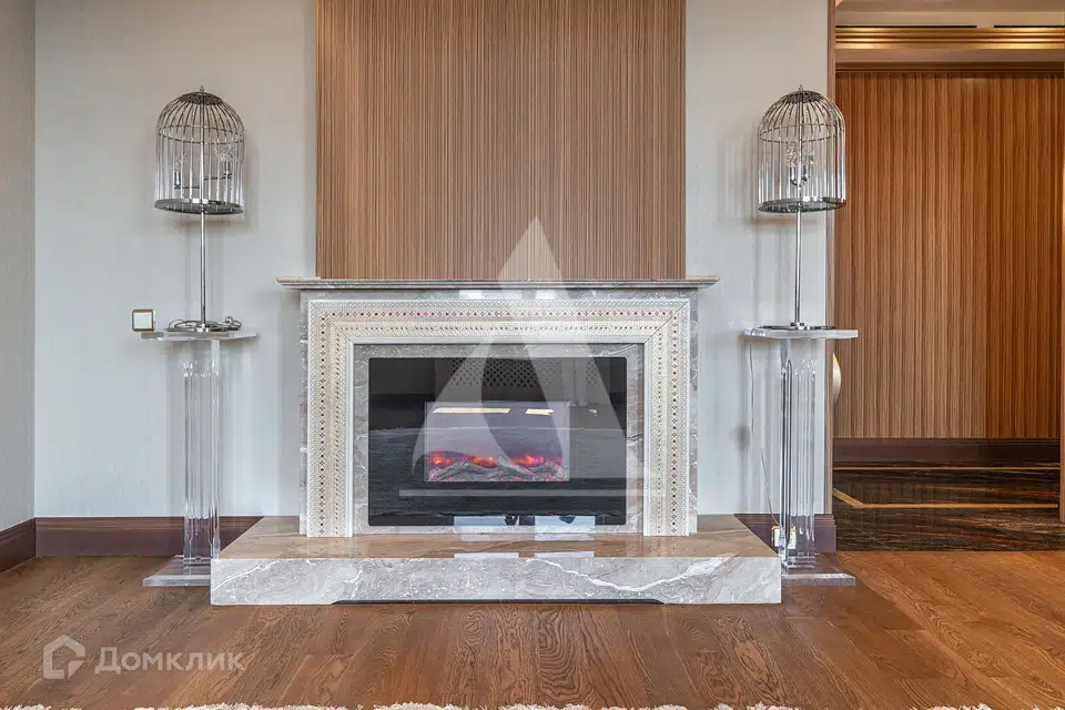 Продаётся 3-комнатная квартира, 132 м²