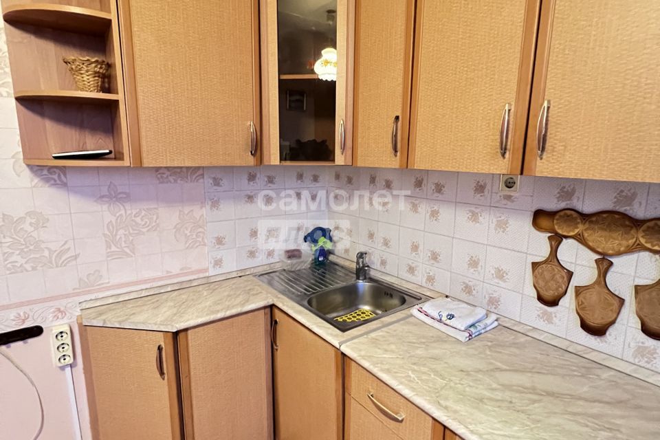 Продаётся 3-комнатная квартира, 60 м²