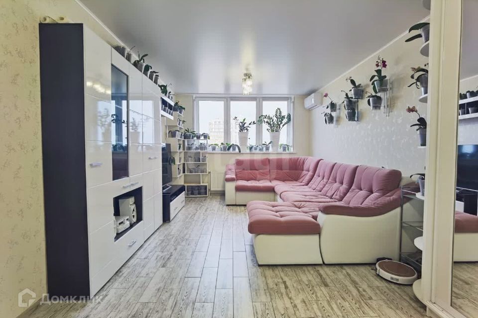 Продаётся 1-комнатная квартира, 50 м²