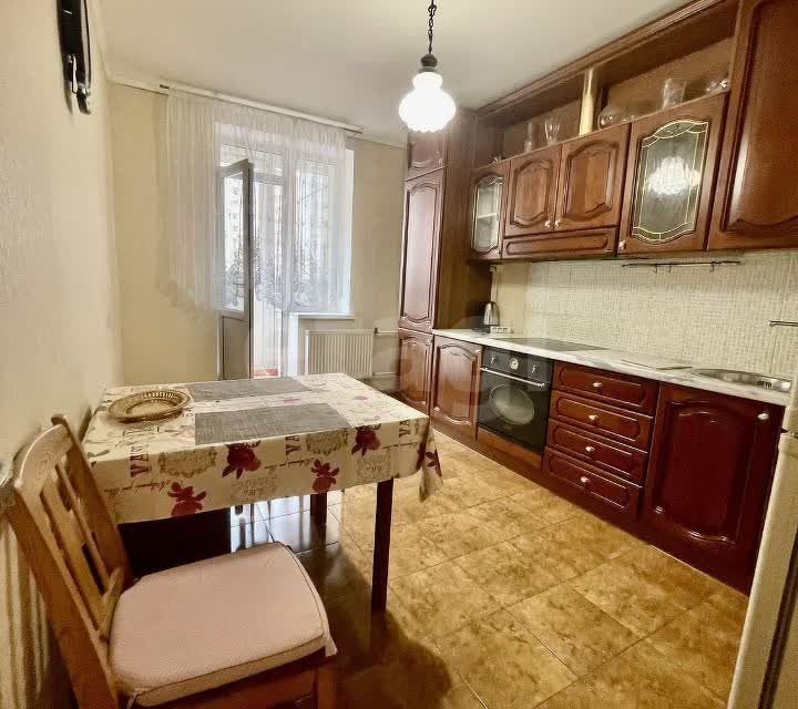 Сдаётся 1-комнатная квартира, 46 м²