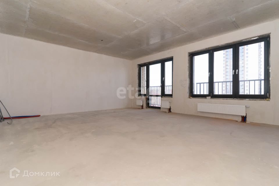 Продаётся 4-комнатная квартира, 116.3 м²