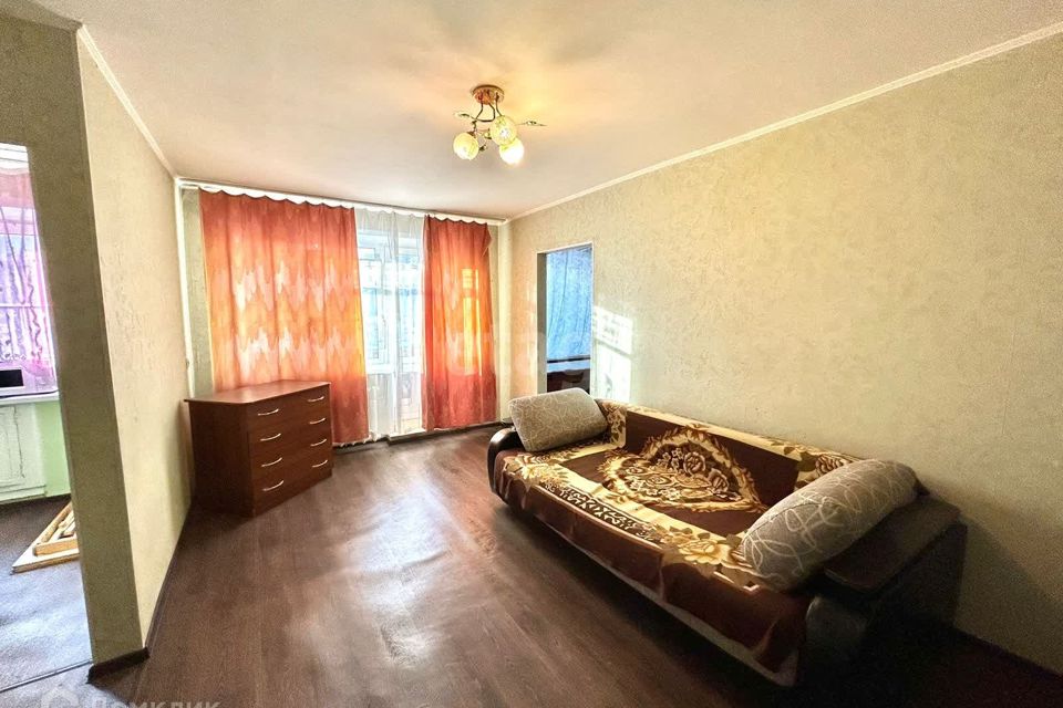 Продаётся 2-комнатная квартира, 42.6 м²