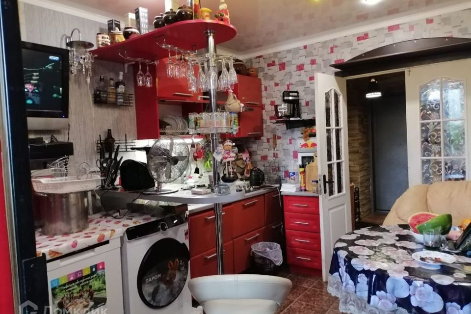 Продаётся 5-комнатная квартира, 127 м²