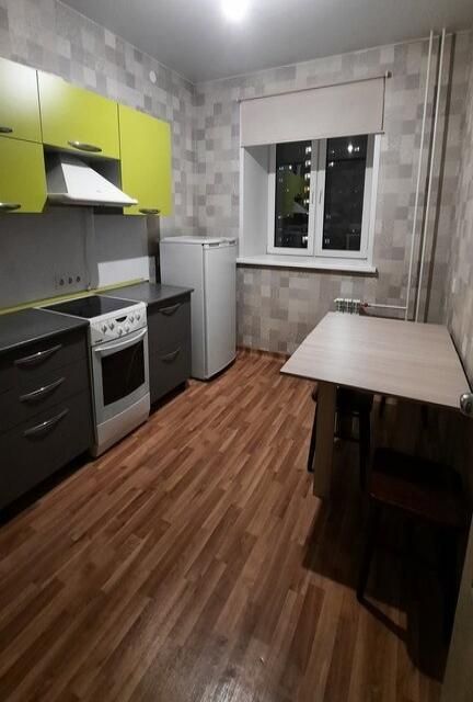 Сдаётся 1-комнатная квартира, 38 м²