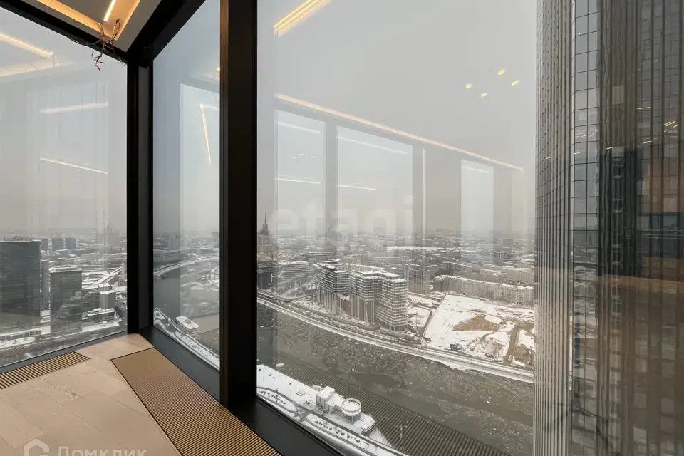 Продаётся 3-комнатная квартира, 103.9 м²