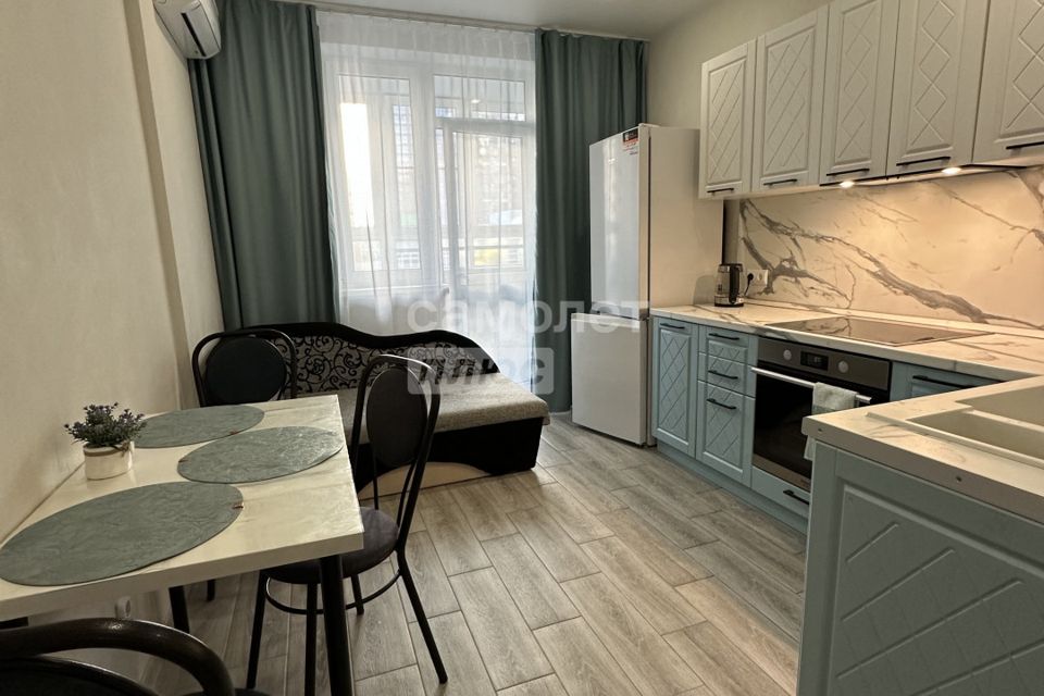 Сдаётся 1-комнатная квартира, 42.3 м²