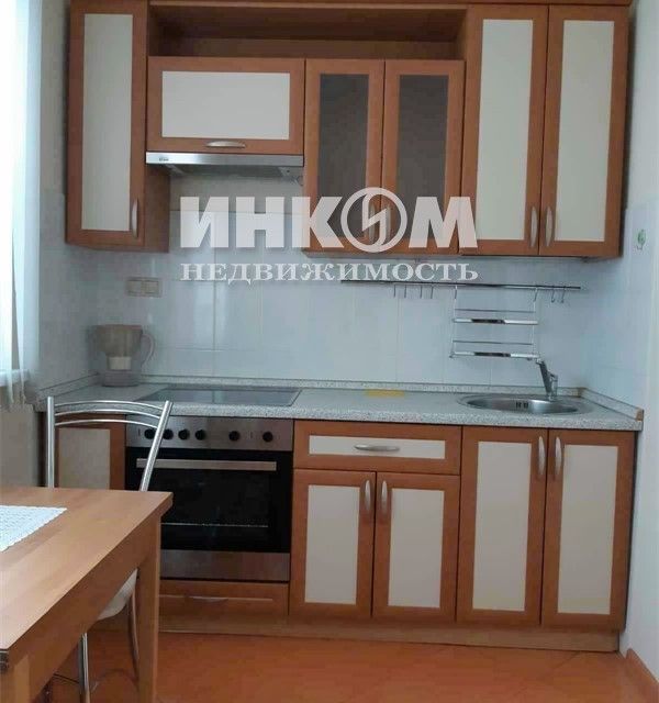 Сдаётся 1-комнатная квартира, 42 м²