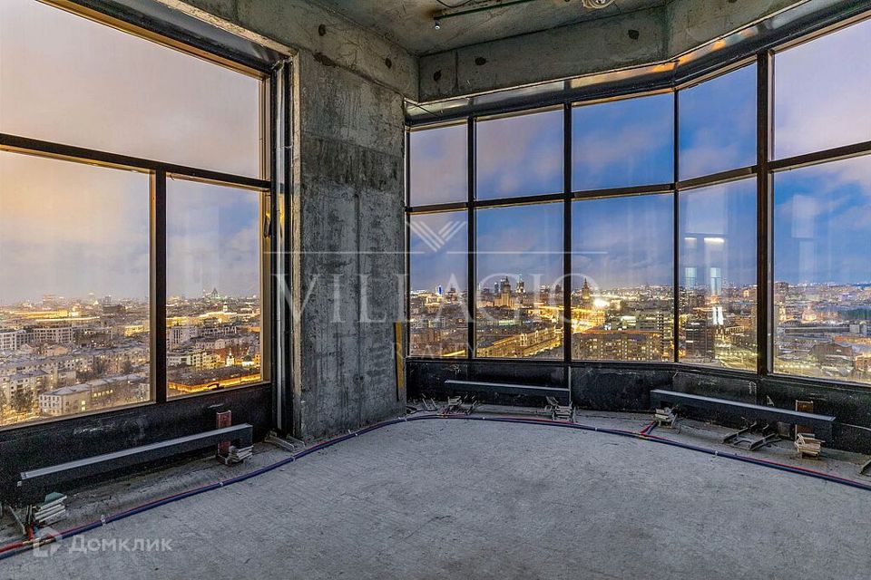 Продаётся 6-комнатная квартира, 241 м²