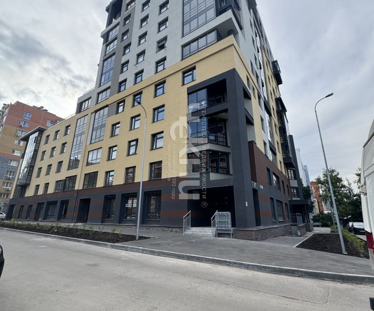 Продаётся 3-комнатная квартира, 97.7 м²