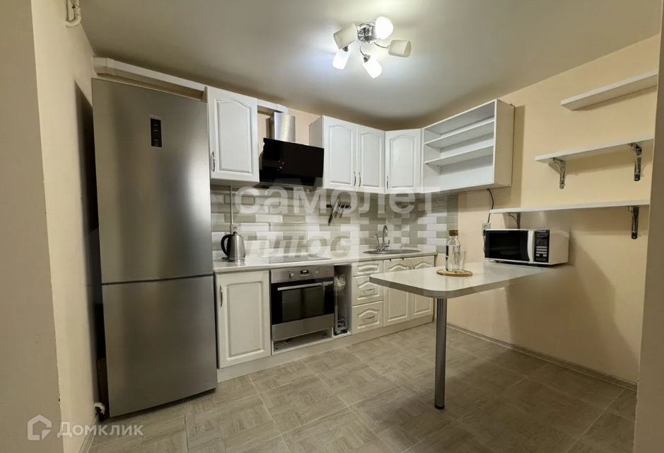 Продаётся 4-комнатная квартира, 72.8 м²