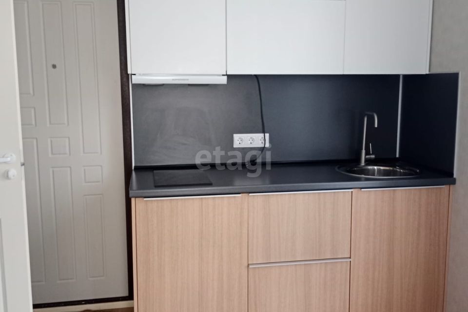 Продаётся 1-комнатная квартира, 32 м²