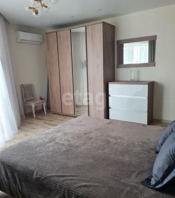 Сдаётся 2-комнатная квартира, 63 м²