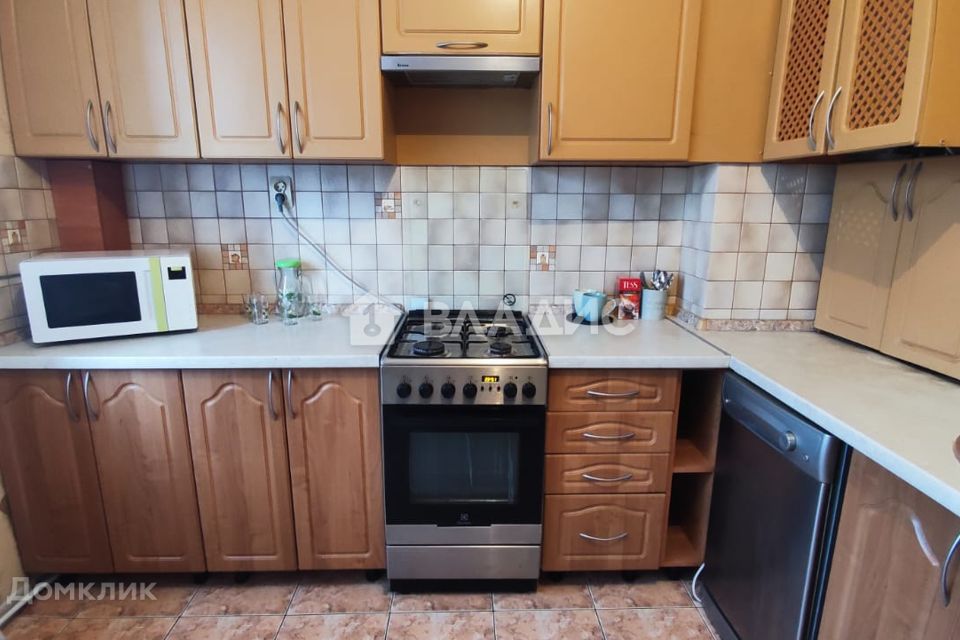 Сдаётся 2-комнатная квартира, 60.9 м²