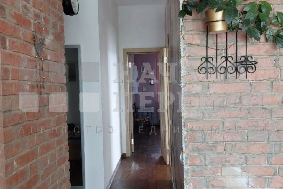 Сдаётся 2-комнатная квартира, 65 м²