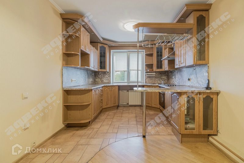 Продаётся 2-комнатная квартира, 72.4 м²