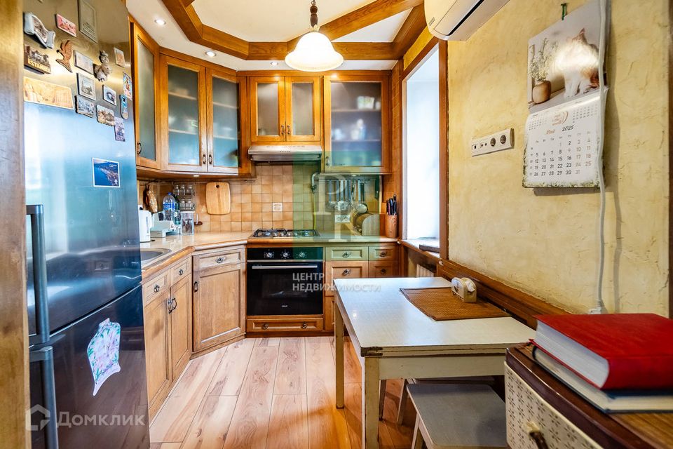 Продаётся 2-комнатная квартира, 42.1 м²