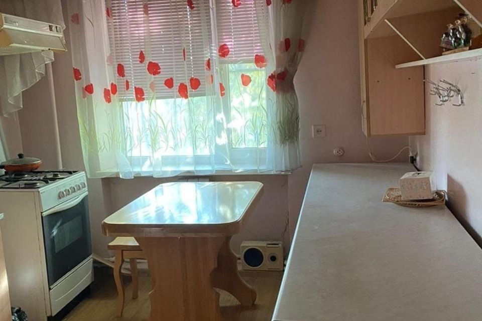 Продаётся 3-комнатная квартира, 66.3 м²