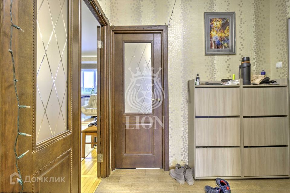 Продаётся 4-комнатная квартира, 99.7 м²