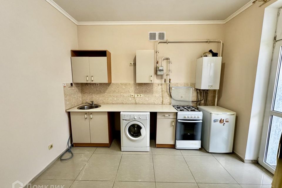 Продаётся 1-комнатная квартира, 43.3 м²