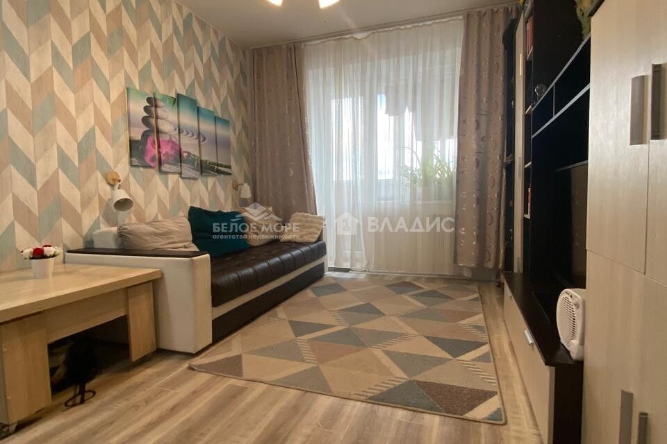 Продаётся 2-комнатная квартира, 42.7 м²