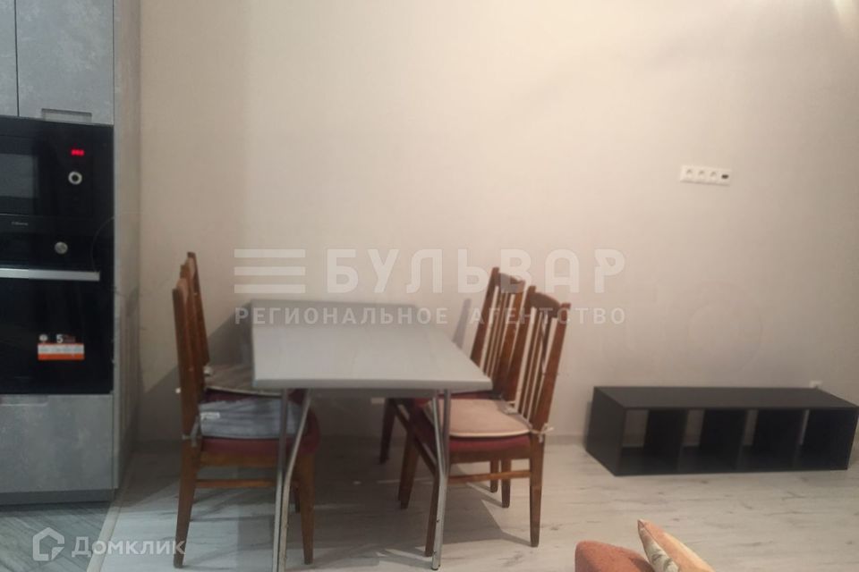 Сдаётся 1-комнатная квартира, 40 м²