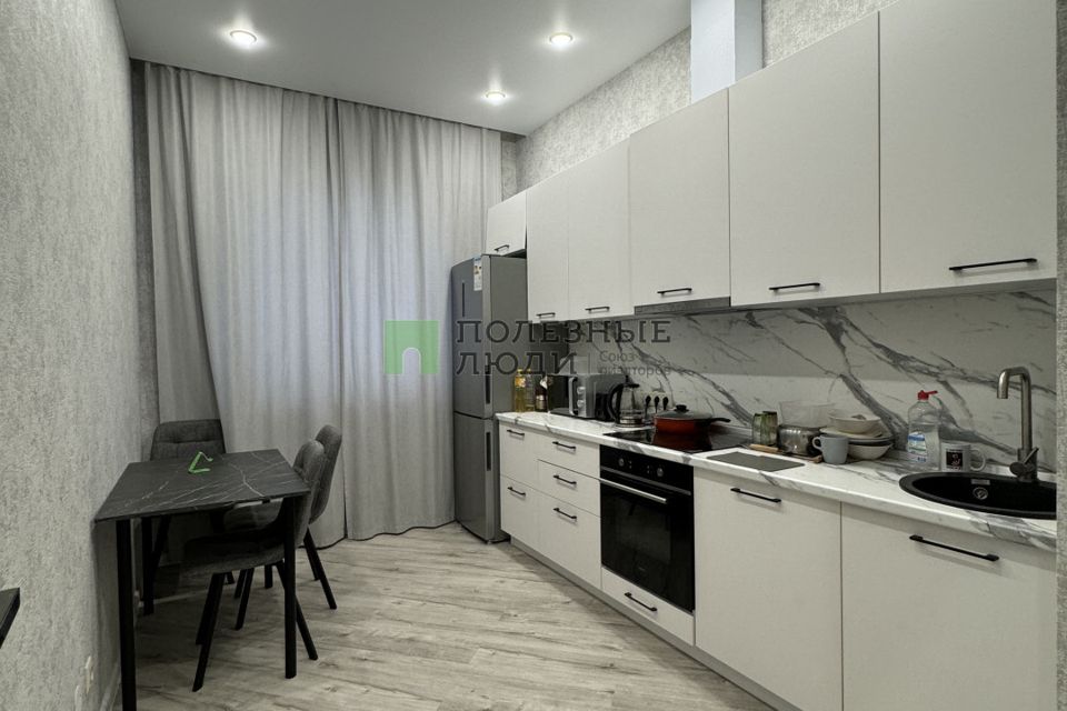 Продаётся 1-комнатная квартира, 35.6 м²