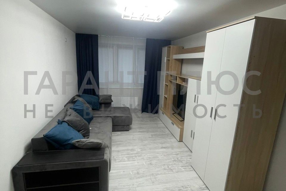 Сдаётся 2-комнатная квартира, 60 м²