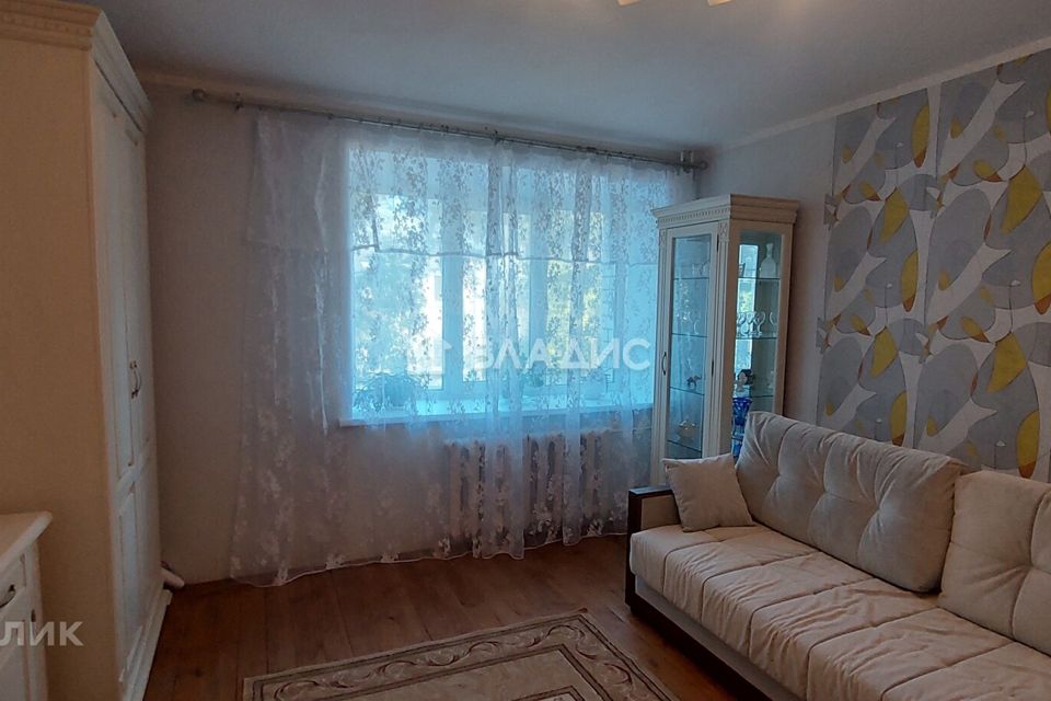 Продаётся 1-комнатная квартира, 37.9 м²