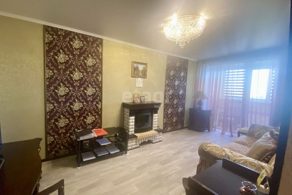 Продаётся 2-комнатная квартира, 61.8 м²