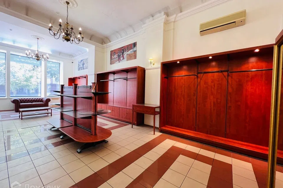 Сдаётся помещение своб. назначения, 204 м²