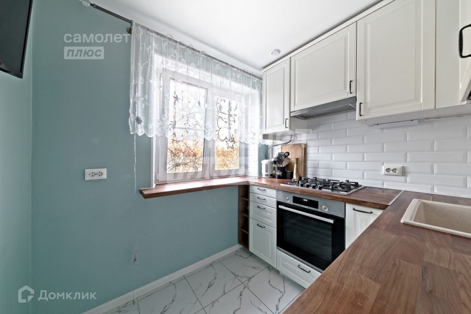 Продаётся 3-комнатная квартира, 58.4 м²