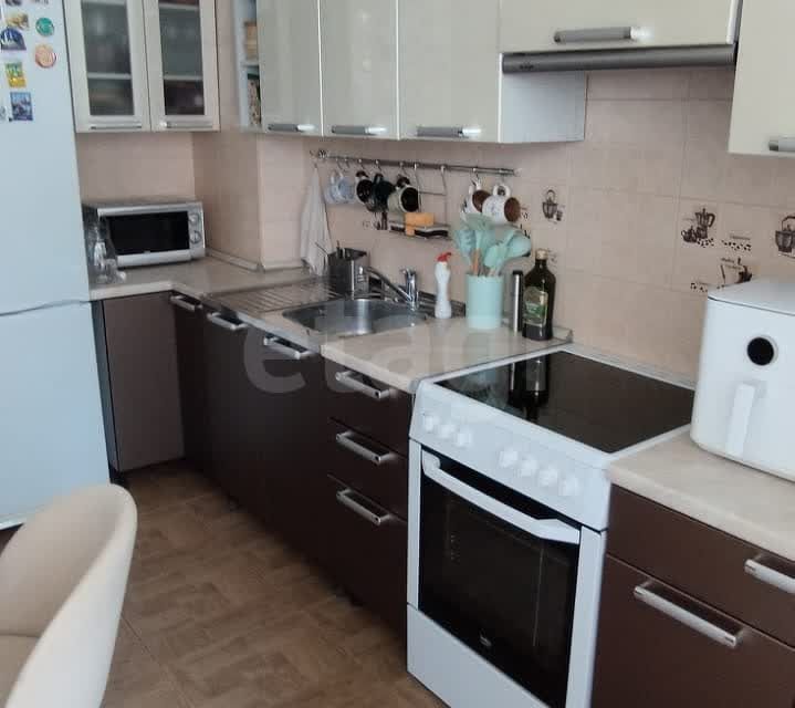 Продаётся 1-комнатная квартира, 41.2 м²