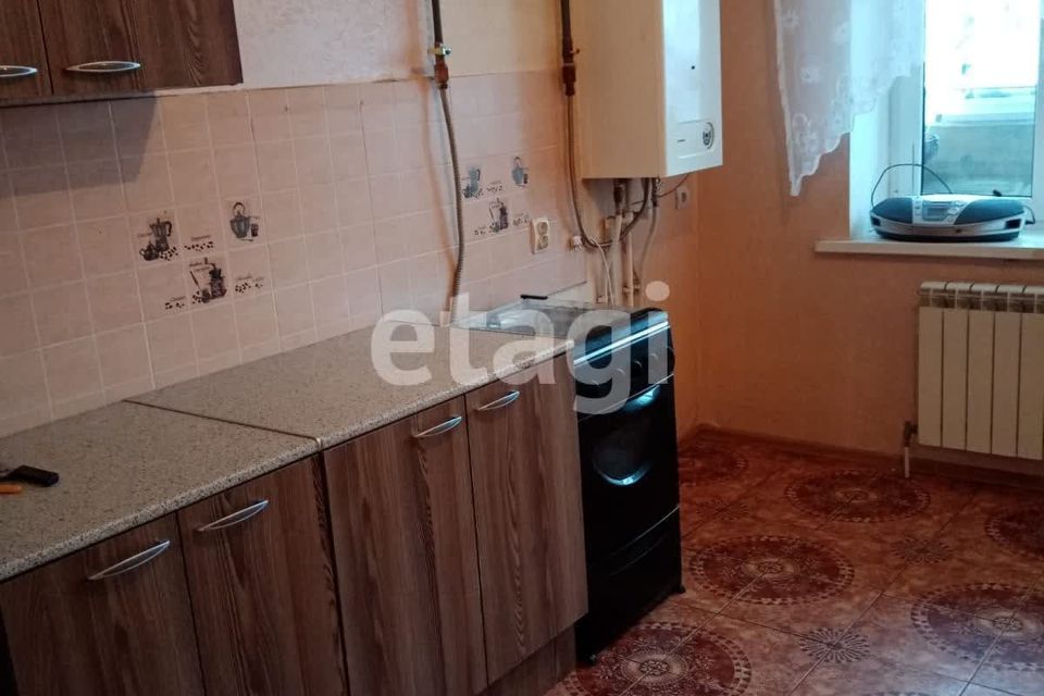 Сдаётся 1-комнатная квартира, 38 м²