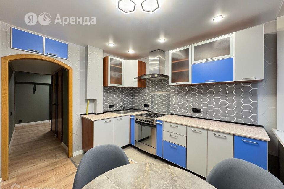 Сдаётся 2-комнатная квартира, 53 м²