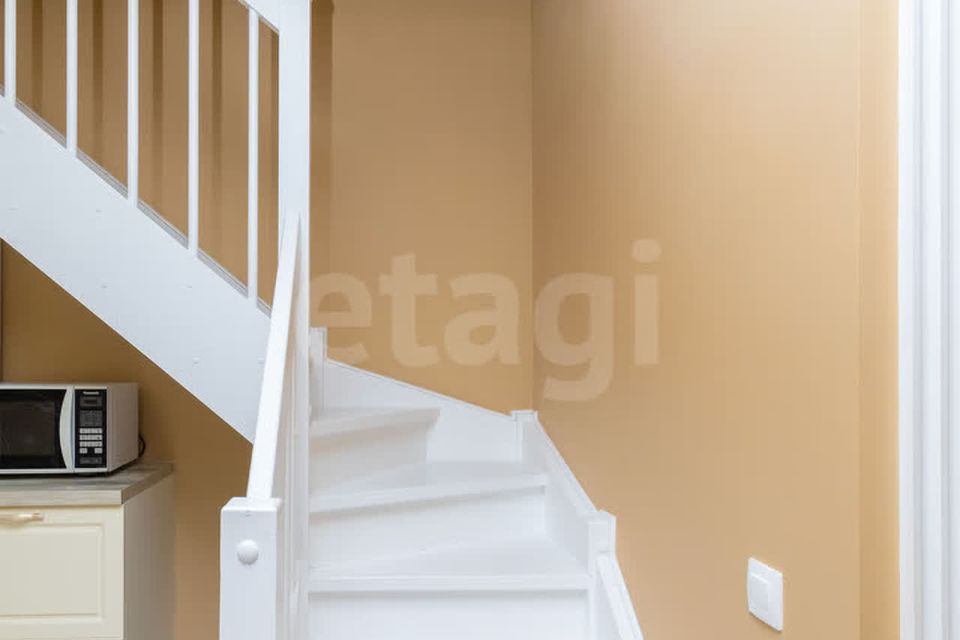 Продаётся 4-комнатная квартира, 96 м²