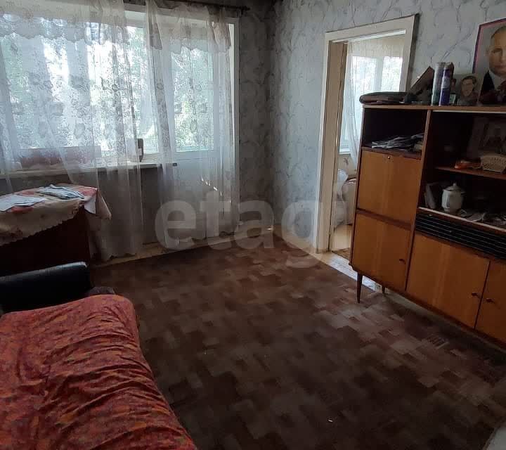 Продаётся 3-комнатная квартира, 47.3 м²