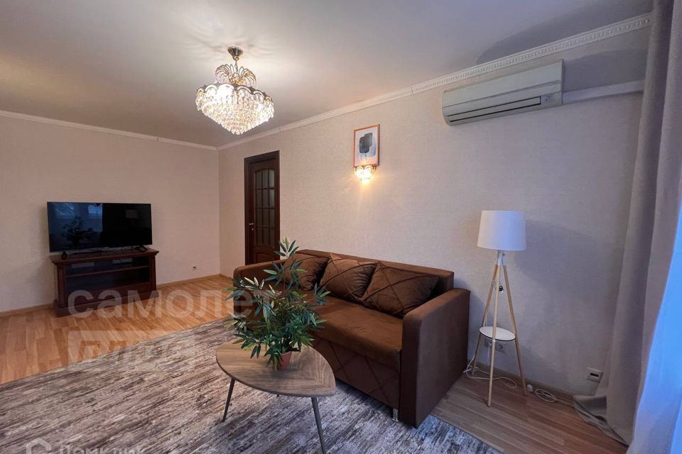 Продаётся 3-комнатная квартира, 57 м²