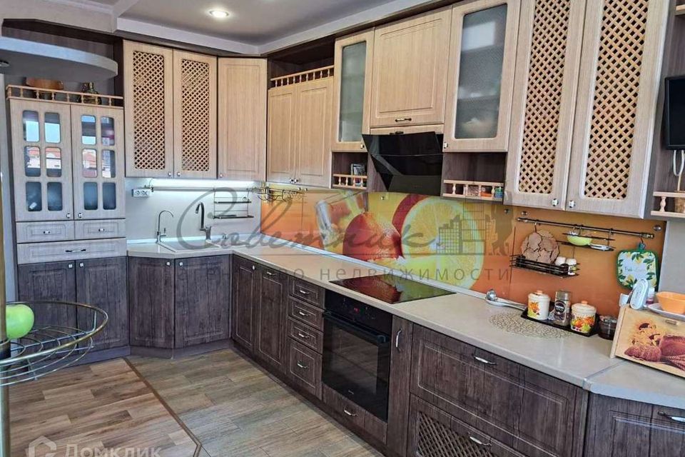 Продаётся 2-комнатная квартира, 75 м²