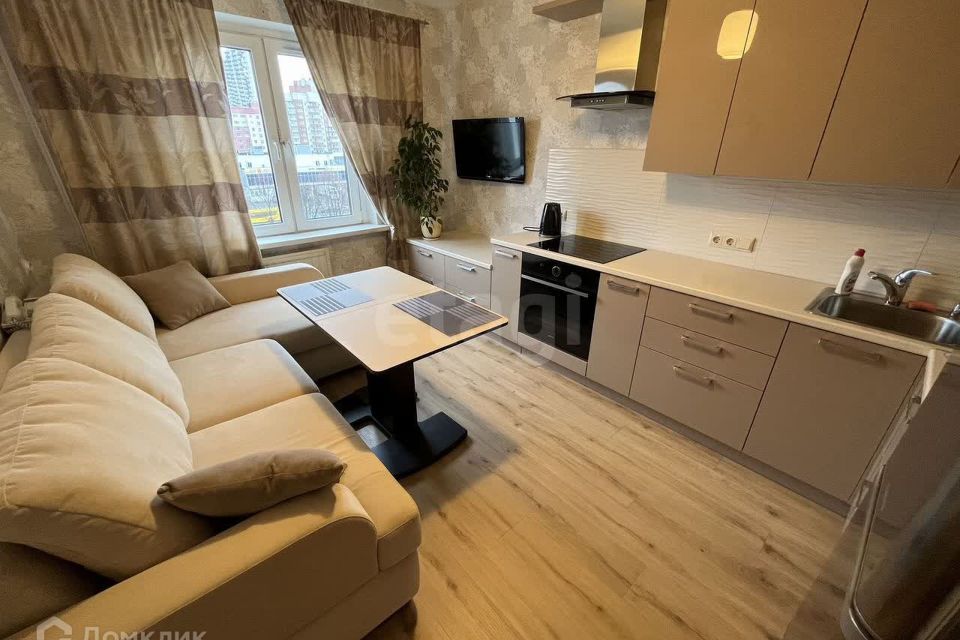 Сдаётся 2-комнатная квартира, 61 м²