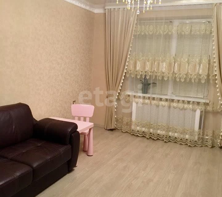 Продаётся 3-комнатная квартира, 70.7 м²
