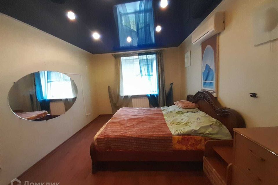 Сдаётся 2-комнатная квартира, 65 м²