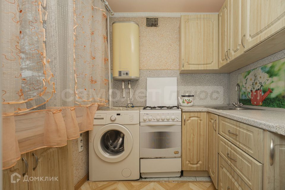 Продаётся 3-комнатная квартира, 51.2 м²