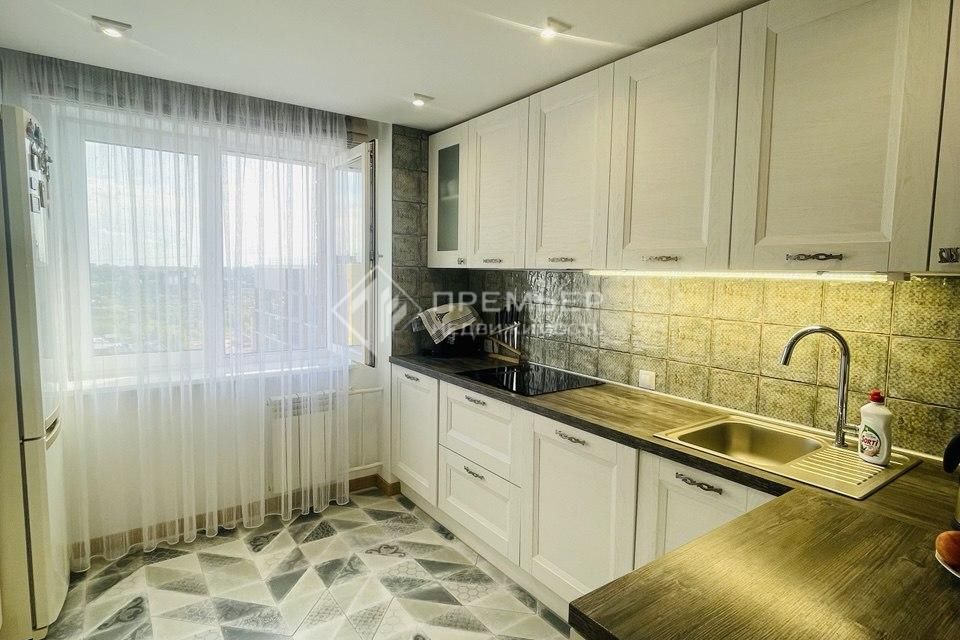 Продаётся 3-комнатная квартира, 63 м²
