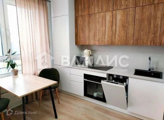 Продаётся 1-комнатная квартира, 38 м²