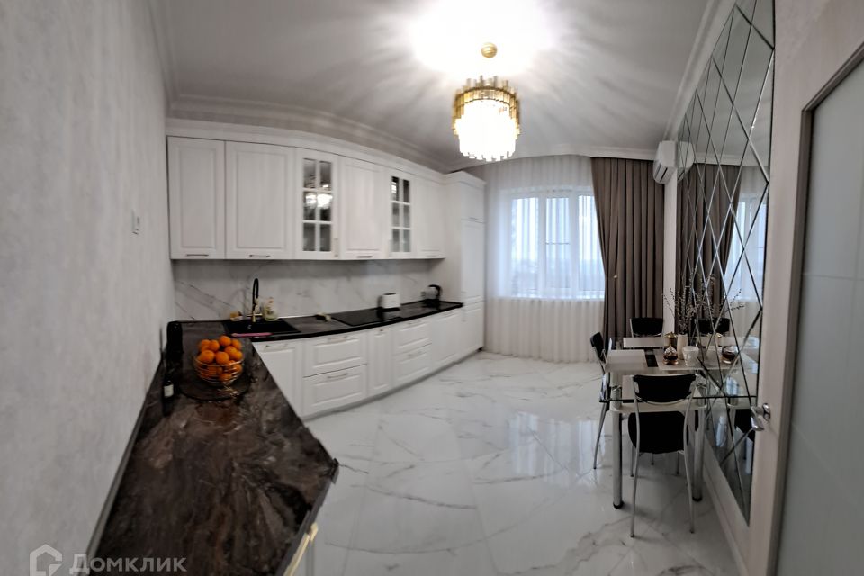 Продаётся 2-комнатная квартира, 64.8 м²