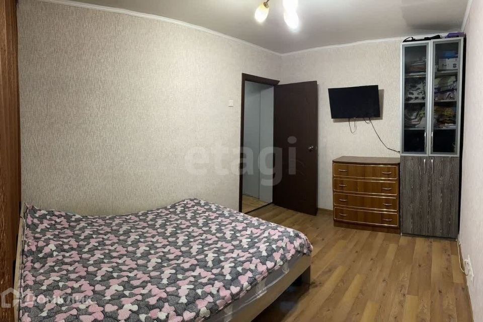 Продаётся 3-комнатная квартира, 53.8 м²