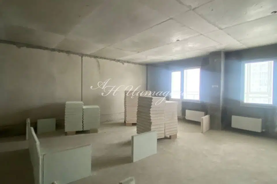 Продаётся 1-комнатная квартира, 54 м²