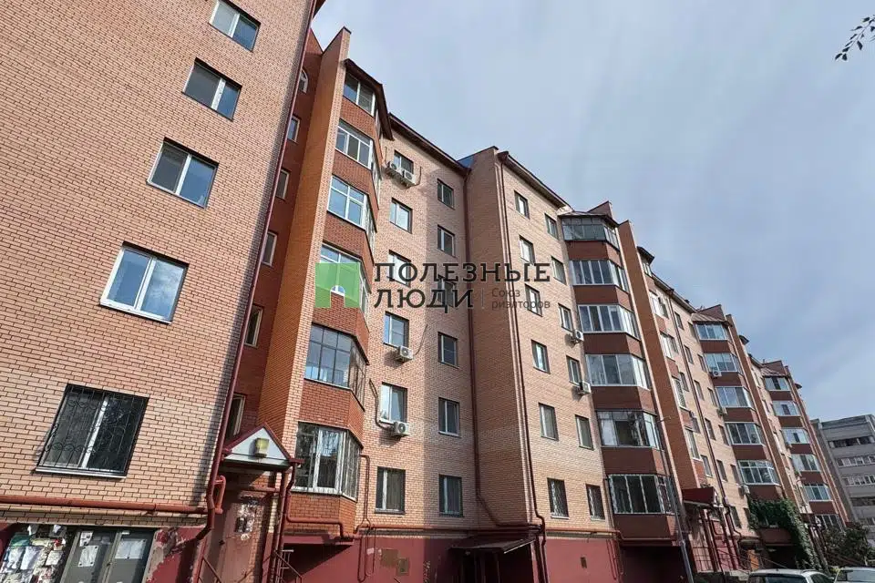 Сдаётся 2-комнатная квартира, 65 м²