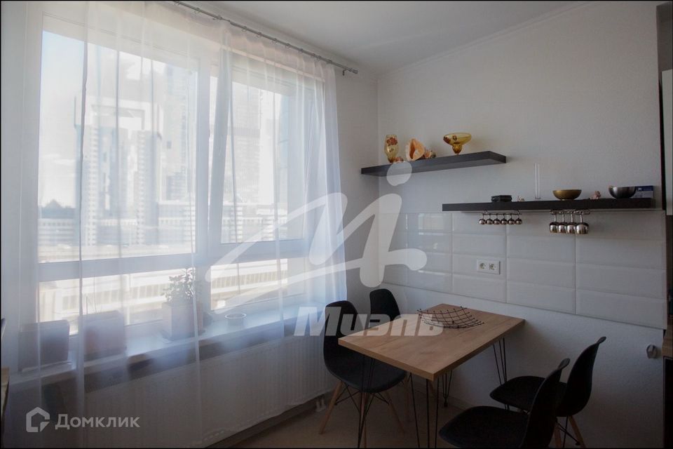 Продаётся 2-комнатная квартира, 55.7 м²